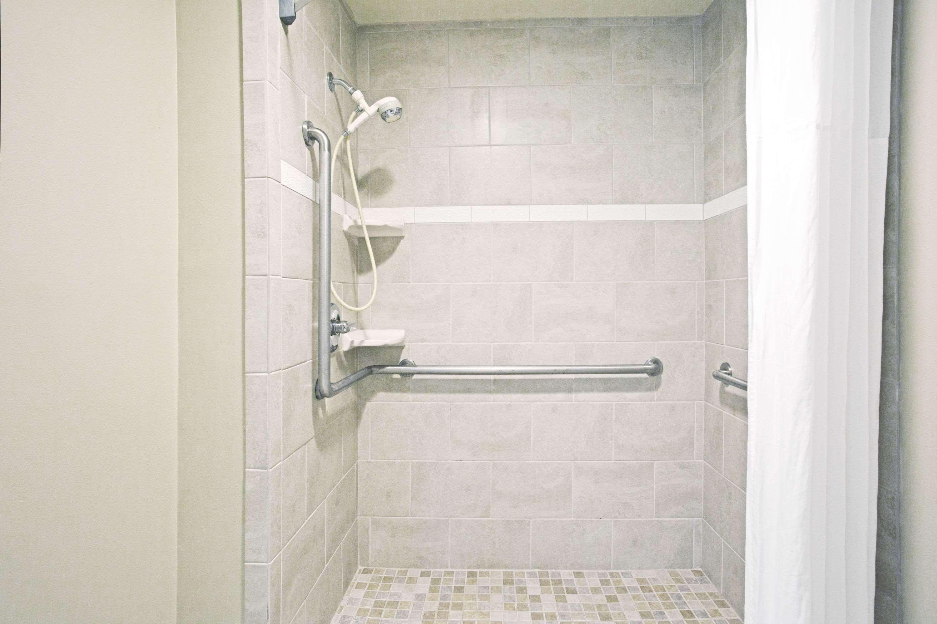 Days Inn By Wyndham Virginia Beach At The Beach Esterno foto