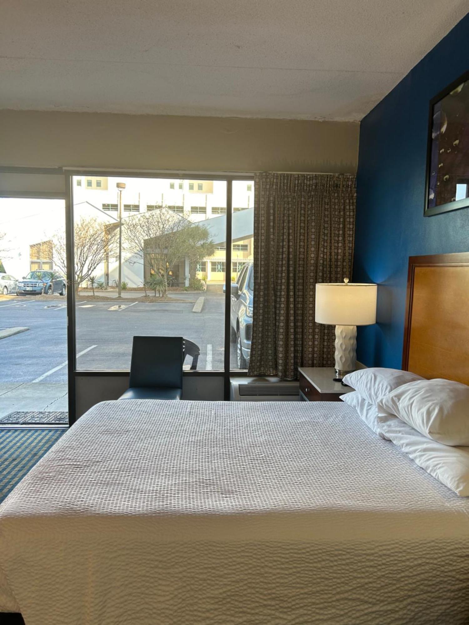 Days Inn By Wyndham Virginia Beach At The Beach Esterno foto