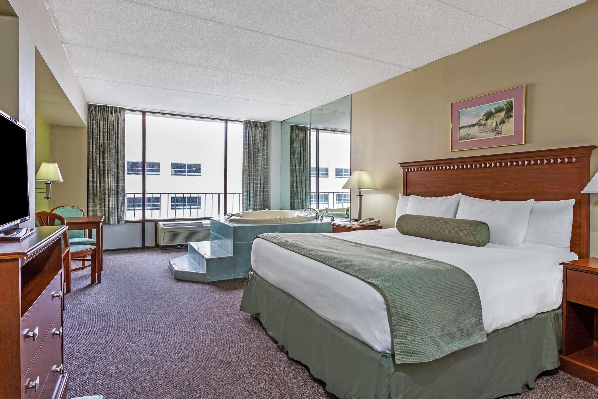 Days Inn By Wyndham Virginia Beach At The Beach Esterno foto